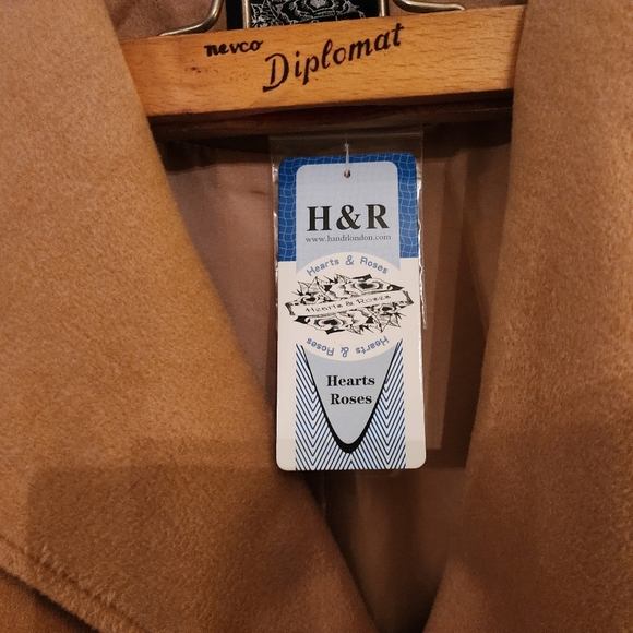 Plus Size Hearts & Roses Vintage Style Camel Fit and Flare Pin Up Coat XXL 20 - Picture 14 of 16